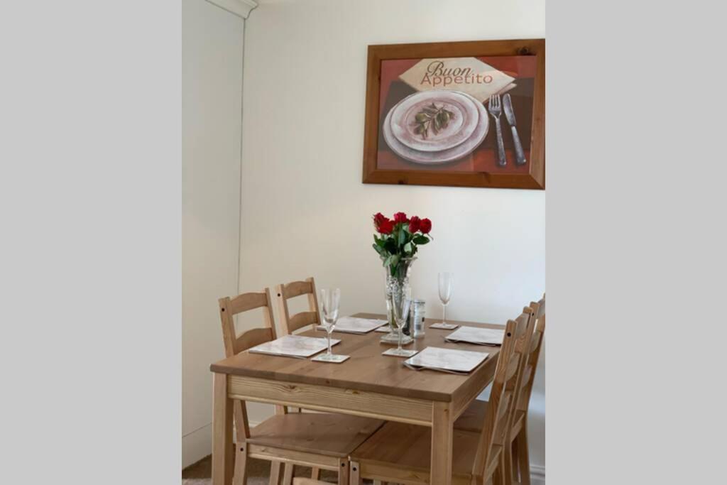 A Charming, Spacious 2 Bedroom Apartment In Lytham Lytham St Annes Dış mekan fotoğraf